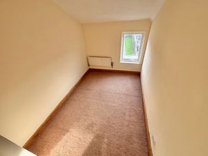 Bedroom- click for photo gallery